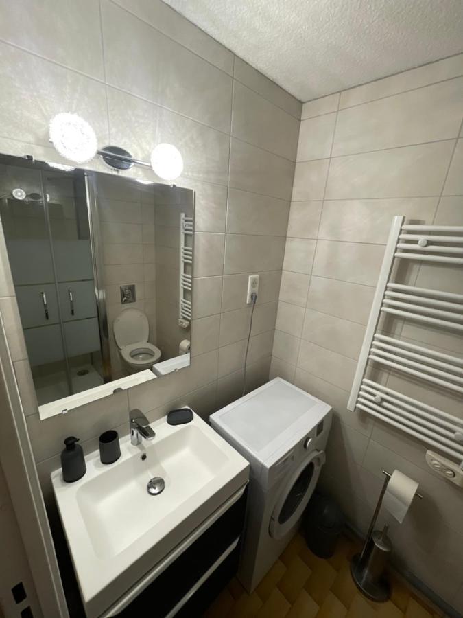 Studio Cabine Clim Wifi Parking Draps - 1 Etoile - Self Check-In Possible La Grande Motte Exteriör bild