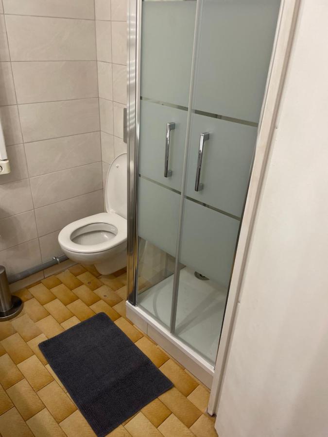 Studio Cabine Clim Wifi Parking Draps - 1 Etoile - Self Check-In Possible La Grande Motte Exteriör bild